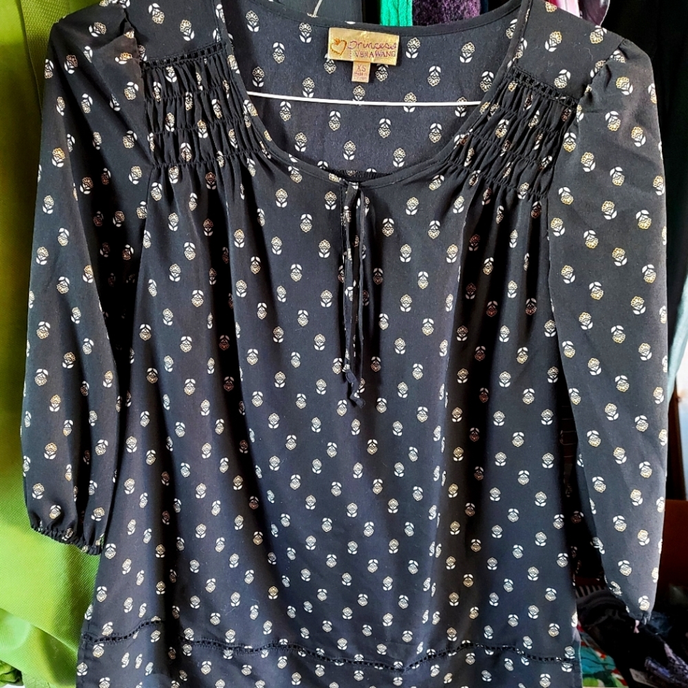 Vera Wang Princess Top Size xs